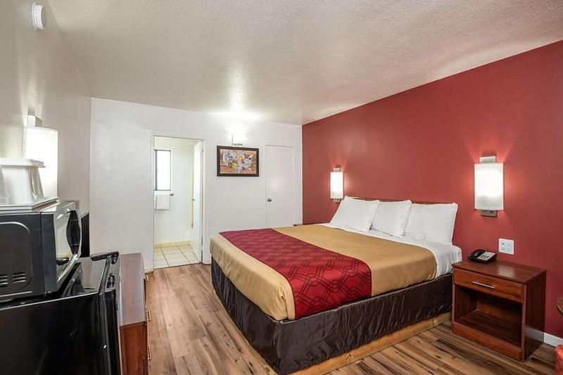 Econo Lodge University Тусон Экстерьер фото